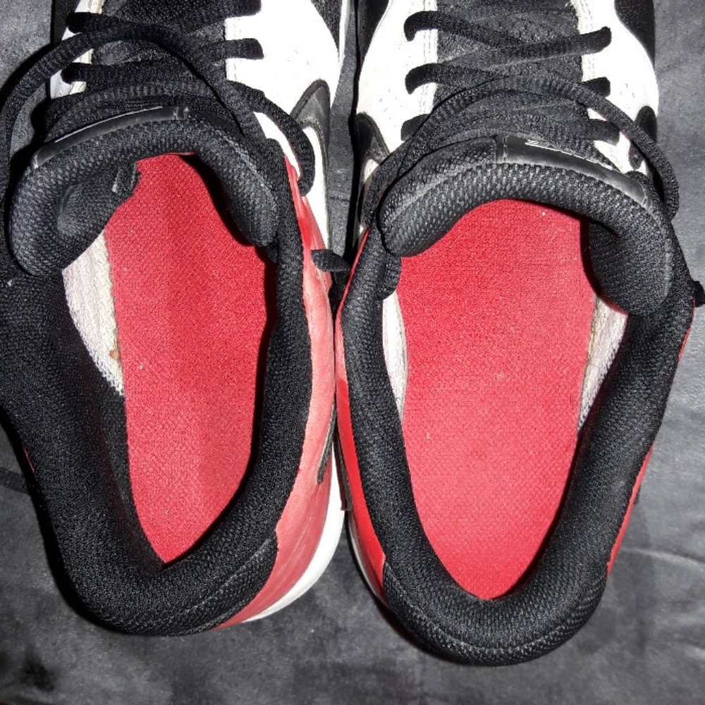 Nike Cleats - Picture 5 of 5